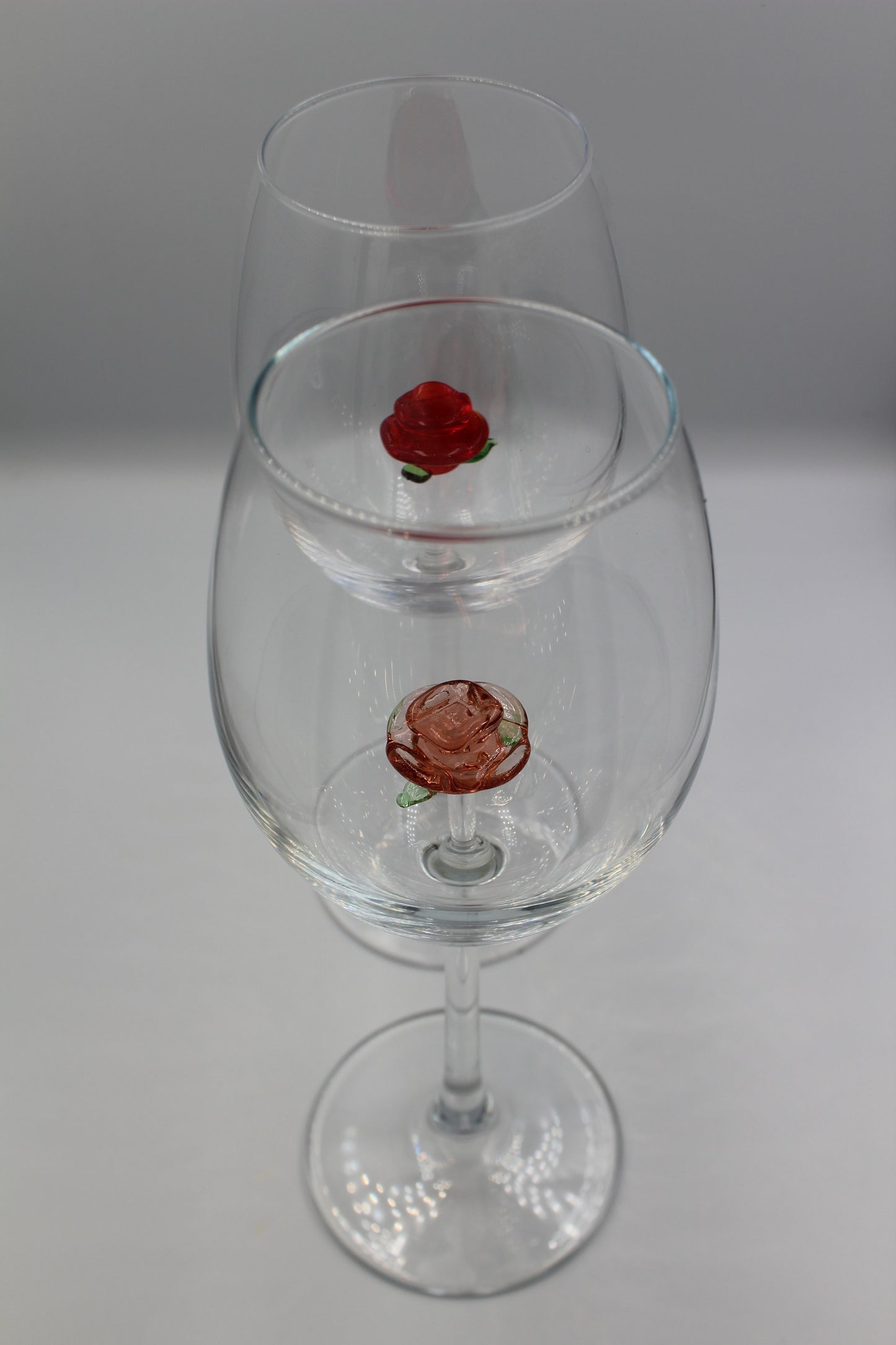 Weingläser Rosen