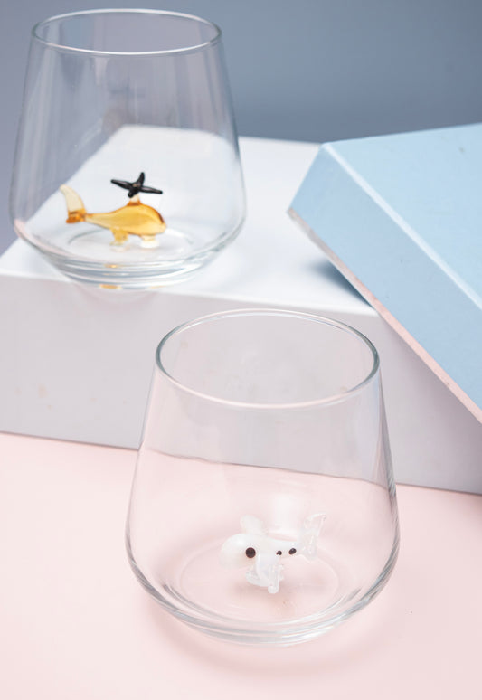 Flugzeug Glas